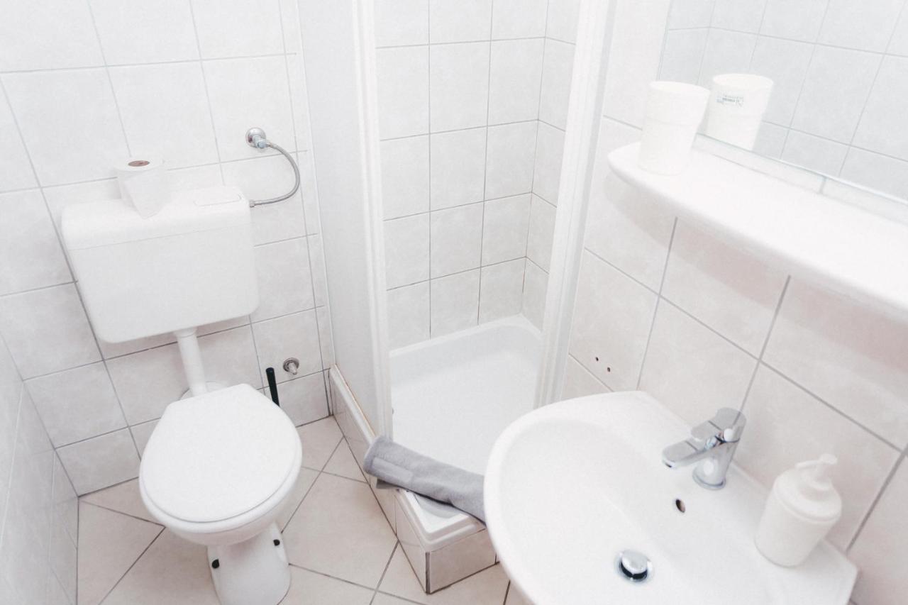 Apartmani Males روغوزنيكا المظهر الخارجي الصورة